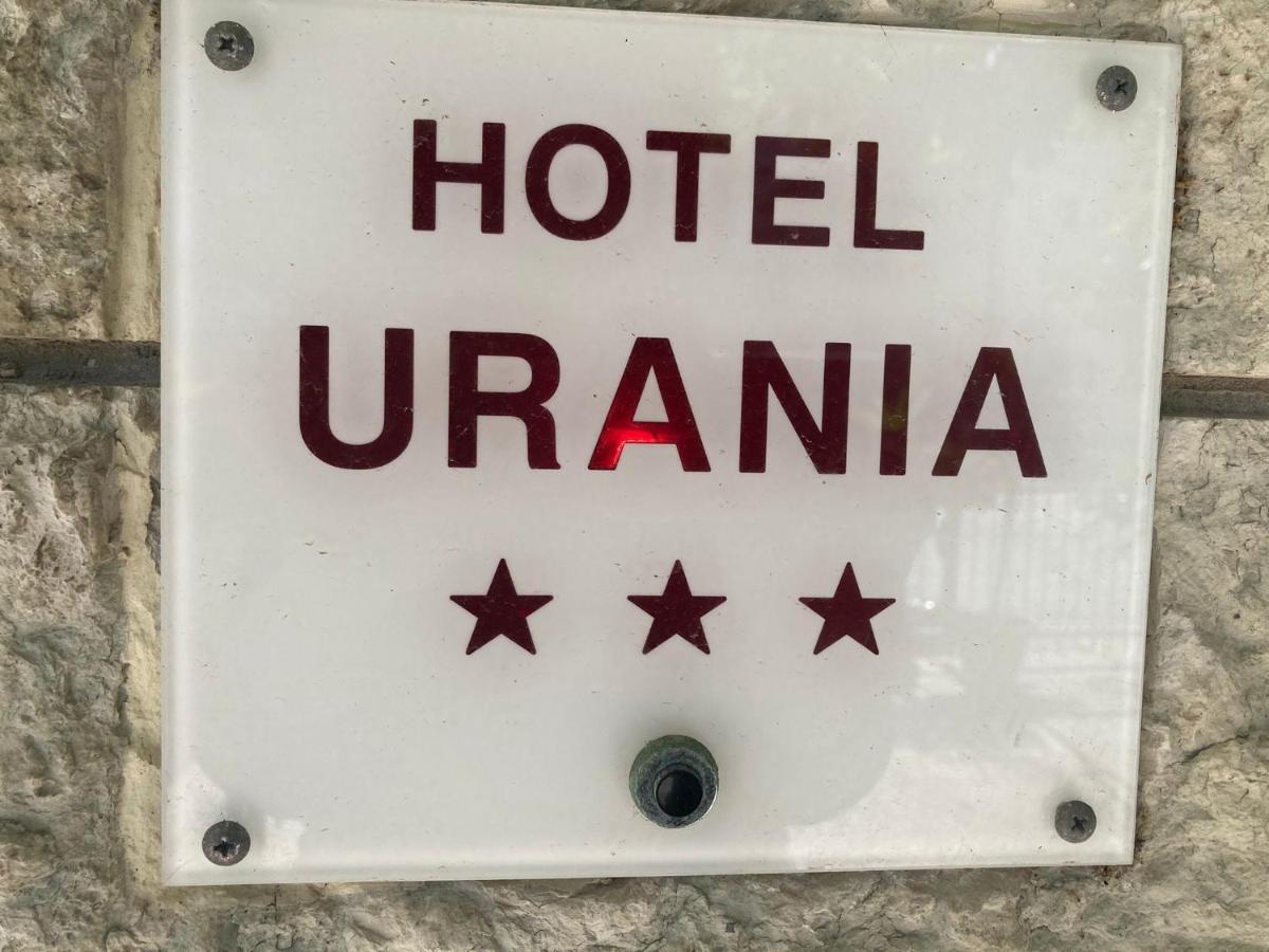Hotel Urania Rimini Exteriör bild